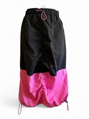 Teddy Fresh poplin parachute Black and Hot Pink Colorblock Drawstring Maxi Skirt